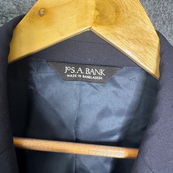 Jos A Bank Mens 41L Navy Blue Blazer Gold Two Button Sport Coat Jacket Business - Picture 4 of 12